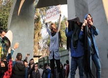 جمعی از نمایندگان مجلس خواستار ممنوع الخروجی دانشجویان معترض شدند