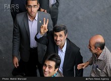 ژست ویژه احمدی‌نژاد برای اعتراضات خیابانی علیه دولت!
