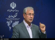 علی ربیعی: میزان خروج دارو از کشور توسط مسافران محدود است
