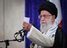 آیت الله خامنه ای: قوه قضائیه با دروغ و شایعات در فضای مجازی برخورد کند / هر روز یک شایعه پخش می‌شود، قبلا تنها روزنامه‌ها بودند، امروز فضای مجازی هم به آن اضافه شده