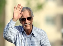 تصویری از جشن تولد 71 سالگی پدر استقلال در بهشت زهرا