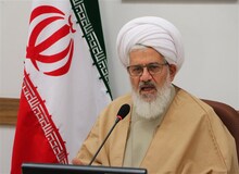 نماینده ولی فقیه در استان زنجان: نباید به بهانه مشکلات اقتصادی زاد و ولد را محدود کرد