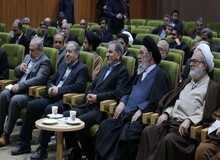 برنامه ریزی برای توسعه باید مبتنی بر میزان منابع، ظرفیت ها و محدودیت ها باشد/  اصفهان در همه تحولات بزرگ کشور نقش کلیدی و محوری داشته است