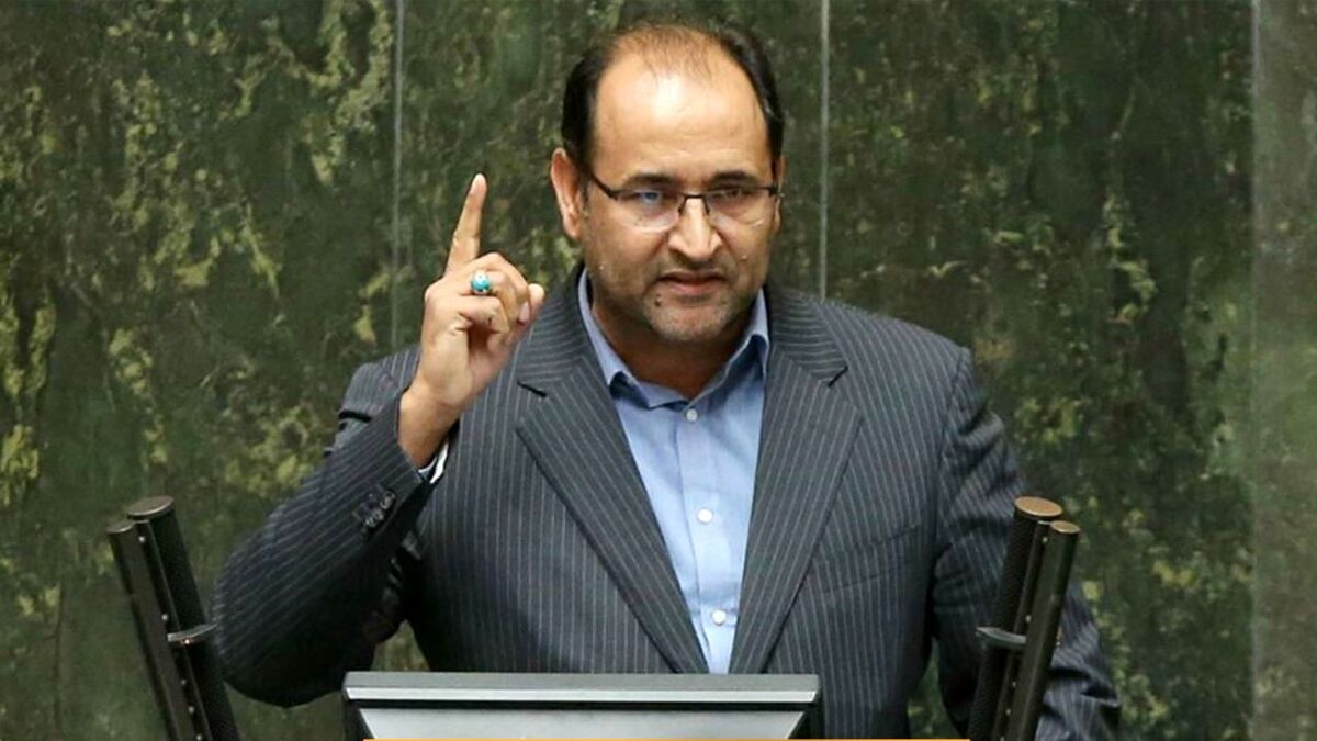 رحیمی جهان آبادی عضو کمیسیون امنیت ملی:باید به دلیل گشت ارشاد وزیر کشور را استیضاح می‌کردیم