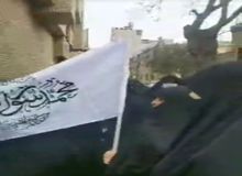 تجمع زنان حامی قانون حجاب مقابل بیت آیت‌الله جوادی آملی: برخی از علمای ما که باید پشتیبان جبهه انقلاب باشند، سکوت کرده‌اند!