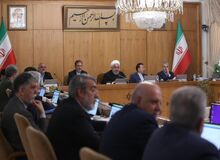 باید با دنیا حرف بزنیم/ سفرهای ظریف برای تامین منافع مردم است/ وظیفه دولت سر دادن شعار نیست 
