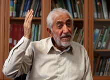 غرضی: دولت‌های پس از دهه ۶۰  تحت تأثیر رانت‌خواری‌های سیاسی٬ اقتصادی قرار داشتند/ فقط  دولت میر حسین موسوی مجالی به رانت‌خواران نداد