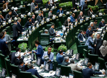 لاریجانی: لابد مثل ماهاتیر محمد می‌خواهید سران قوا را در یک اتاق بکنید؟ /کواکبیان:بله درست است