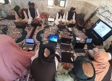 طالبان در توییتر تیک آبی می‌خرند