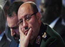  بلومبرگ: سردار حسین دهقان اصلی ترین گزینه برای ریاست جمهوری ایران است!