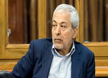 محمود میر لوحی: موسسه خیریه ای بنام امام رضا(ع) کلی املاک و امکانات شهرداری را به نام خیریه در اختیار گرفته است