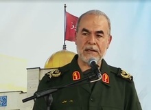 معاون سیاسی سپاه: در جنگ ۱۲ روزه، دشمن تصور می‌کرد با تکنولوژی خود می‌تواند بر ملت ما غلبه کند، اما رهبری خبر از بیچارگی دشمن داد/ دشمن در فضای مجازی، رهبری و نظام دینی را مورد حمله قرار داده و سعی می‌کند مردم را بدبین و بی اعتماد کند