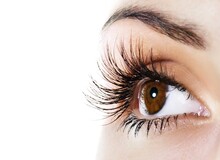 خوراکی‌هایی که به تقویت مژه کمک می‎‌کند/ اسامی و دستور تهیه 