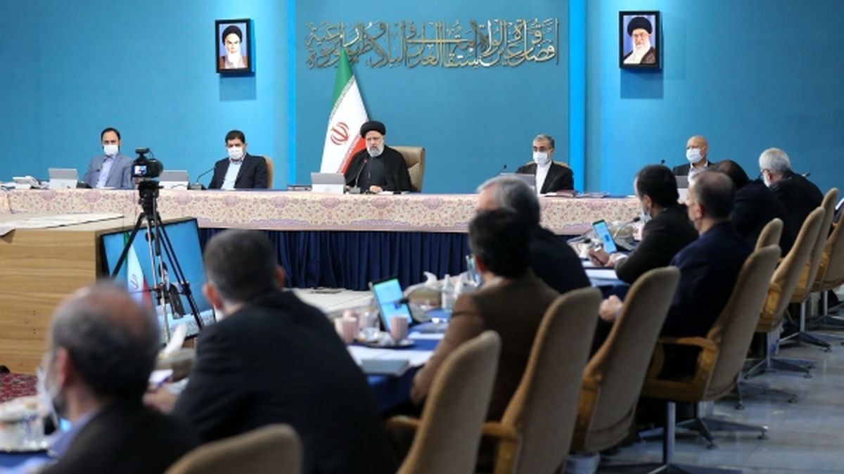 شورای اطلاع رسانی دولت: از خرداد ۱۴۰۰ تاکنون، دلار فقط ۴۰ درصد افزایش داشته 