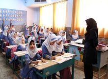 وزارت آموزش و پرورش: تمامی افراد مشغول به کار در این وزارتخانه حتی مدارس غیردولتی باید از نظر «اعتقادی و سیاسی» گزینش شوند