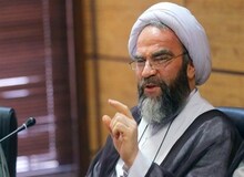 آیت الله غرویان: براساس فقه، اگر پدری با توسل به زور دختر یا پسرش را به ازدواج در سن پایین وادار کند، ولایت از او سلب می‌شود 