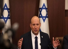  نخست‌وزیر سابق اسرائیل: در سال ۲۰۲۲ دستور انجام دو حمله در خاک ایران را صادر کردم؛ یکی عملیات علیه یک پایگاه ساخت پهپاد و دیگری ترور یک فرمانده ارشد سپاه
