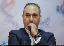 پاسخ تند حمید فرخ‌نژاد به  کیهان: اگه شرف داشتید در مقابل نسل‌کشی چچن‌های مسلمان از ارباب پوتین انتقاد می‌کردید