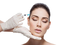 بروز چه علائمی بعد از بوتاکس یا تزریق ژل و فیلر خطرناک است؟