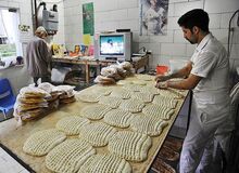 نرخ نان در چند استان از جمله قم، خراسان رضوی، همدان و گیلان ۵۲ درصد گران شد