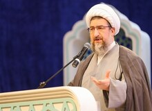 امام جمعه تبریز: آمریکا به دنبال لشکرکشی به ونزوئلاست
