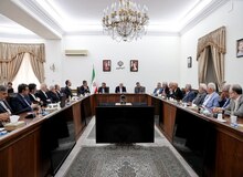 عارف: داوطلب تحریم نیستیم ولی در مقابل تحریم‌های ظالمانه می‌ایستیم