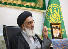 نماینده ولی فقیه در قم:با افرادی که از روی آگاهی با حجاب مخالفت می‌کنند باید برخورد شود