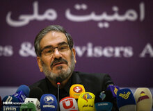 شمخانی دبیر شورای عالی امنیت ملی : اعتراضات کار منافقین، اوباش، سلطنت طلب ها و اراذل بود 
