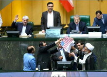 زیباکلام: تنها هنر ذوالنور، آتش‌زدن پرچم آمریکاست
