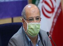 زالی: این حجم استفاده از وسایل حمل و نقل عمومی خطرناک است/ باید از تصمیمات عجولانه پرهیز کرد/ در هفته آینده با تعداد بیشتر مبتلایان رو به رو خواهیم بود