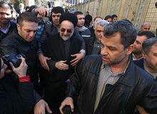 حمله کیهان به اصلاح طلبان: راهپیمایی ۲۲ بهمن، سیلی آبدار ملت بر گونه سران فتنه بود/حضور پر شکوه ملت ایران، انگلیس، اسرائیل و سران فتنه از جمله خاتمی را عزادار کرد