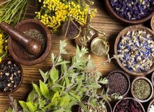 ۳ گیاه آرام‌بخش برای درمان درد  و التهاب معده را بشناسید